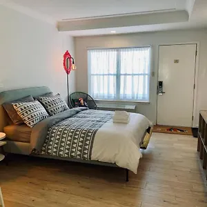 300-trendy-studio-307-with-ac.halifax-hotels.org/